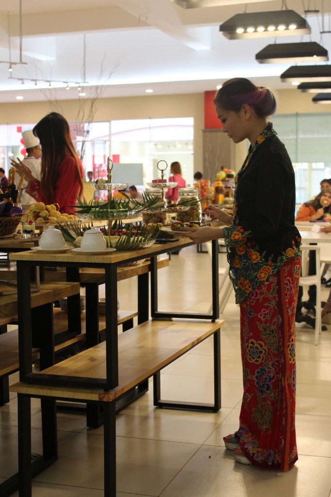 kebaya Nyonya Melaka
