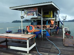 Tasik Kenyir (3)