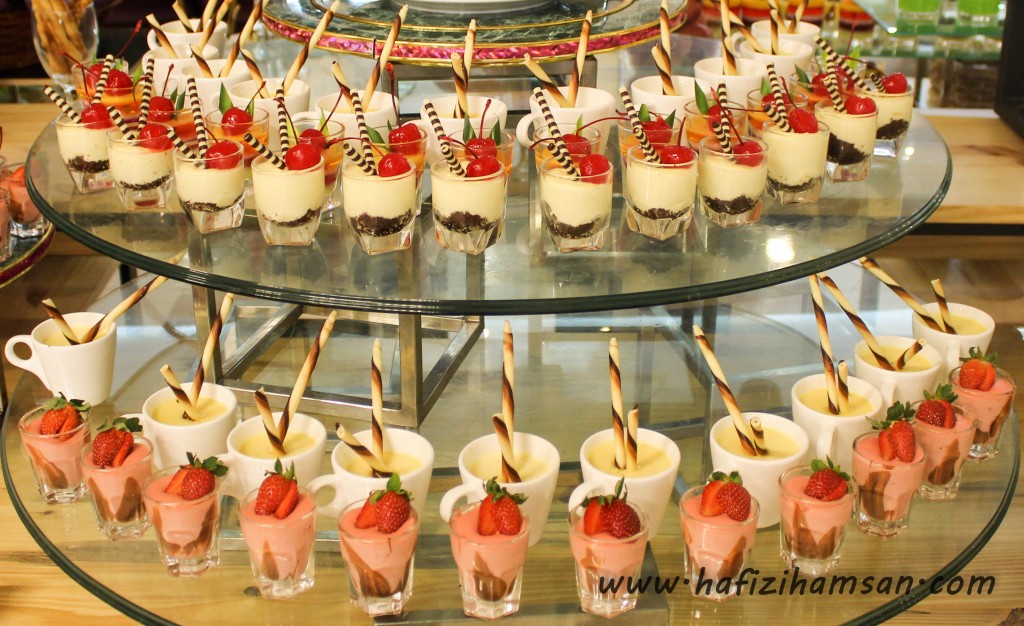Strawberi Dessert